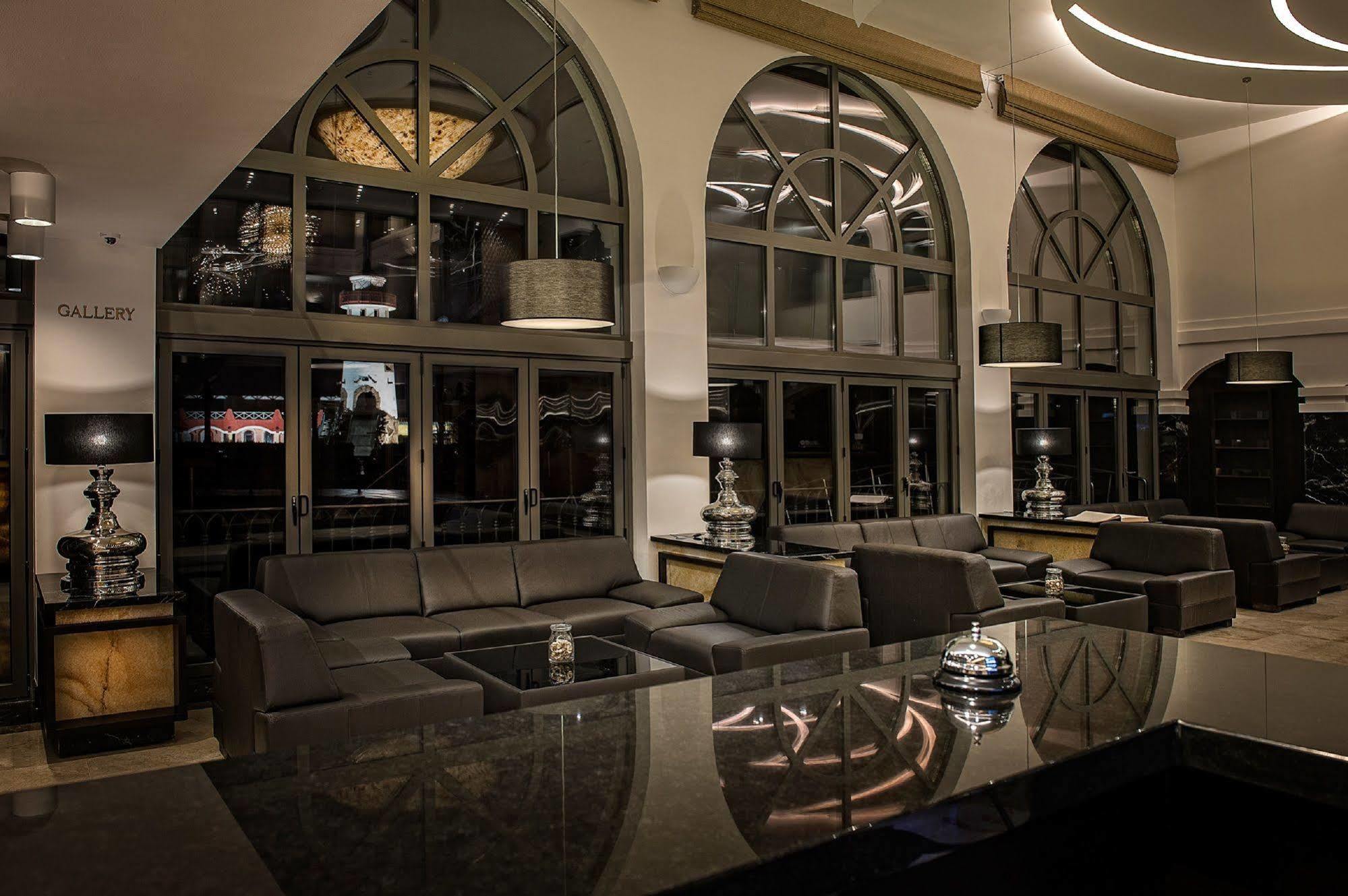 Villa Plaza Boutique Hotel & Spa Presov Exterior photo